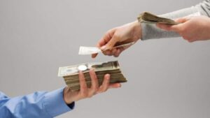 ব্যাংকে টাকা রেখে মাসিক মুনাফা গ্রহণ—শরীয়তে হালাল নাকি হারাম?